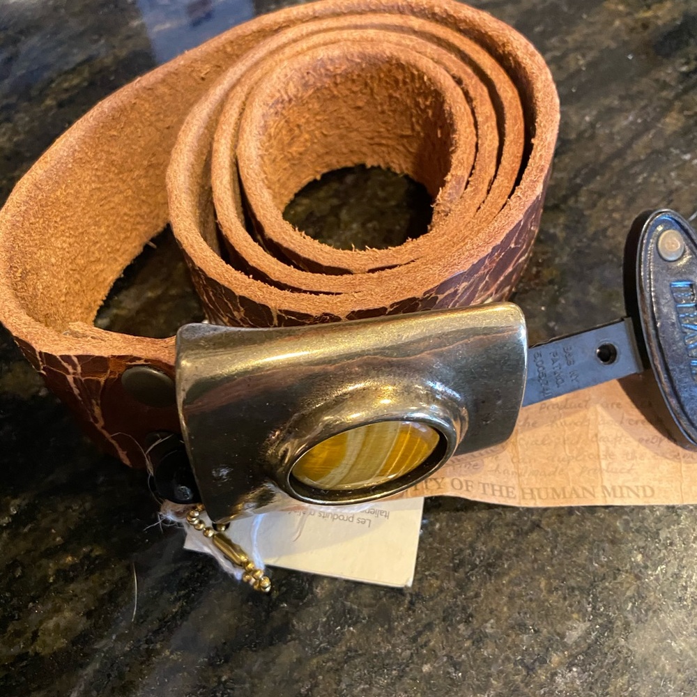 Brave brown crinkle leather belt